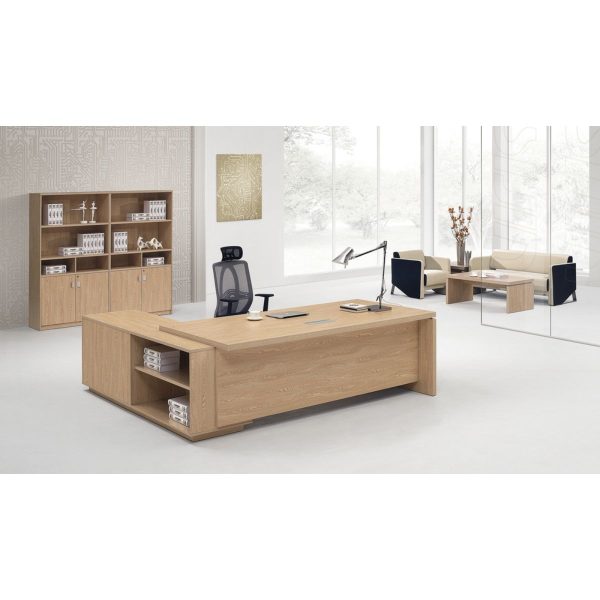 Director Table (STEP-SET-078)